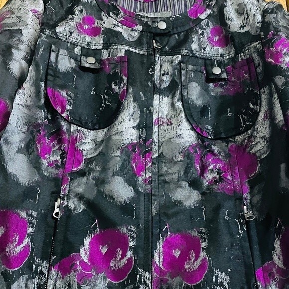 ANTHRACITE WOMEN’s STYLISH & UNIQUE MULTICOLOR FLOWER PRINT ZIP UP MOTO JACKET - Picture 4 of 6